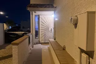 9060 N 47th Ln, Glendale, AZ 85302 - Photo 1