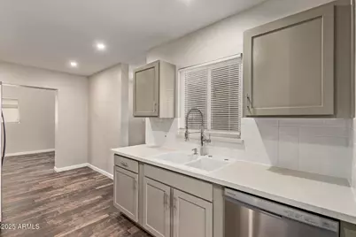 2022 E Mulberry Drive, Phoenix, AZ 85016 - Photo 13