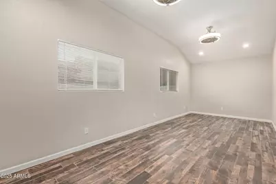 2022 E Mulberry Drive, Phoenix, AZ 85016 - Photo 11