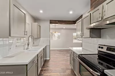 2022 E Mulberry Drive, Phoenix, AZ 85016 - Photo 15