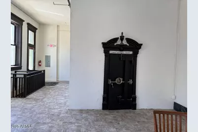 300 N Broad Street, Globe, AZ 85501 - Photo 9