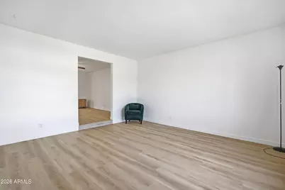 556 N Hobson Plaza, Mesa, AZ 85203 - Photo 13