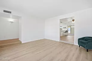 556 N Hobson Plaza, Mesa, AZ 85203 - Photo 3