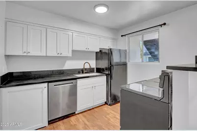 1942 W Berridge Lane, Phoenix, AZ 85015 - Photo 9