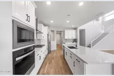 6988 W Hedge Hog Place, Peoria, AZ 85383 - Photo 9