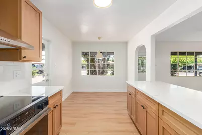 3526 E Cheery Lynn Road, Phoenix, AZ 85018 - Photo 15