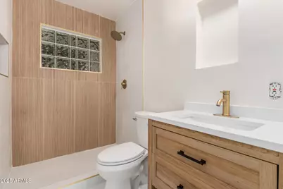 3526 E Cheery Lynn Road, Phoenix, AZ 85018 - Photo 19