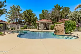 2929 W Yorkshire Dr, Phoenix, AZ 85027 - Photo 19