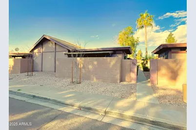 924 S Hacienda Drive #C, Tempe, AZ 85281 - Photo 1