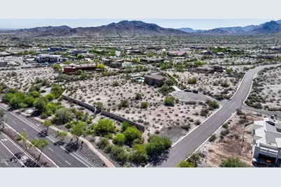 9071 S Krista Drive E #1, Goodyear, AZ 85338 - Photo 7