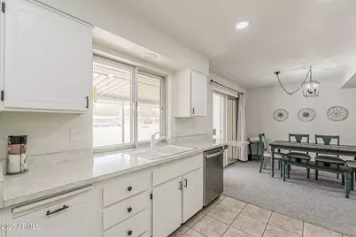 9814 W Long Hills Drive, Sun City, AZ 85351 - Photo 9