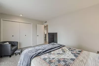 9814 W Long Hills Drive, Sun City, AZ 85351 - Photo 17