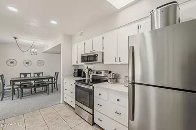 9814 W Long Hills Drive, Sun City, AZ 85351 - Photo 5