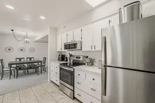 9814 W Long Hills Dr, Sun City, AZ 85351 - Photo 5