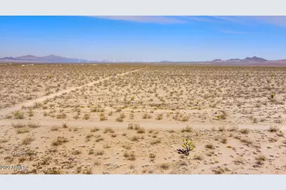 19393 N Pony Road #10, Willow Beach, AZ 86445 - Photo 7