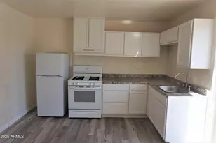 216 N Canyon Dr, Sierra Vista, AZ 85635 - Photo 27