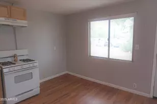 216 N Canyon Dr, Sierra Vista, AZ 85635 - Photo 5