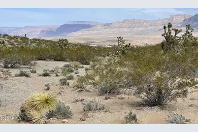 540 W Silver Creek Lane #-, Meadview, AZ 86444 - Photo 5