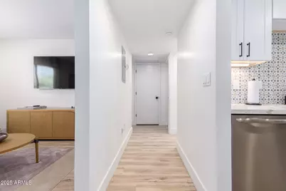 6631 E Cheery Lynn Road #1, Scottsdale, AZ 85251 - Photo 3