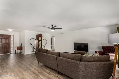 3765 W Wood Drive, Phoenix, AZ 85029 - Photo 9