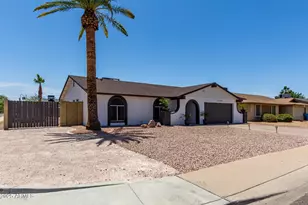 3765 W Wood Dr, Phoenix, AZ 85029 - Photo 3