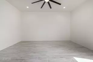 30507 N 235th Dr, Wittmann, AZ 85361 - Photo 7