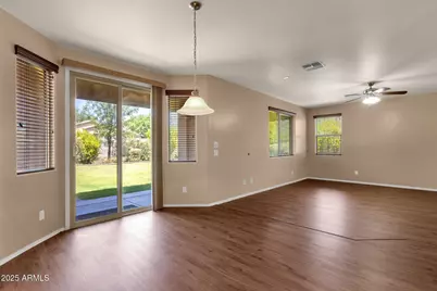 13722 N 150th Lane, Surprise, AZ 85379 - Photo 11