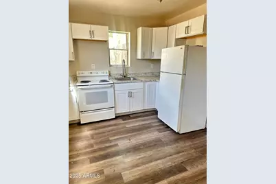 2032 W Adams Street #4, Phoenix, AZ 85009 - Photo 1