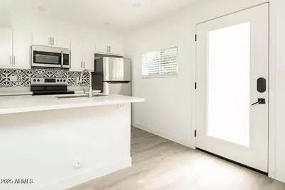 4450 N Longview Avenue, Phoenix, AZ 85014 - Photo 5