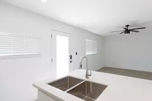 4450 N Longview Ave, Phoenix, AZ 85014 - Photo 7