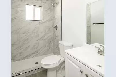 4450 N Longview Avenue, Phoenix, AZ 85014 - Photo 9