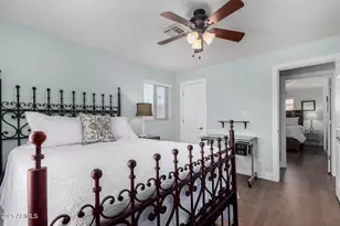 6839 E Earll Dr, Scottsdale, AZ 85251 - Photo 23