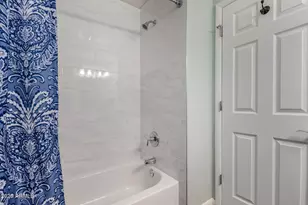 6839 E Earll Dr, Scottsdale, AZ 85251 - Photo 25