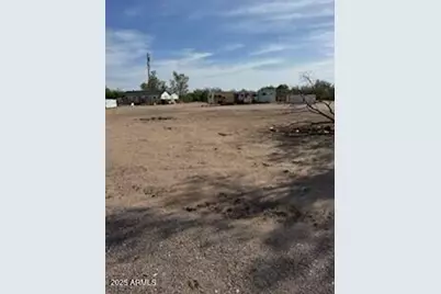 Xxxxx W Griffin Avenue #4,5,6, Wittmann, AZ 85361 - Photo 5