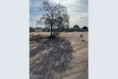 Xxxxx W Griffin Avenue #4,5,6, Wittmann, AZ 85361 - Photo 7