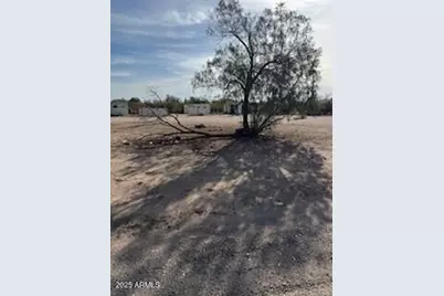 Xxxxx W Griffin Avenue #4,5,6, Wittmann, AZ 85361 - Photo 1