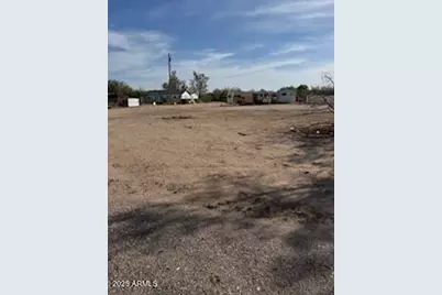 Xxxxx W Griffin Avenue #4,5,6, Wittmann, AZ 85361 - Photo 3