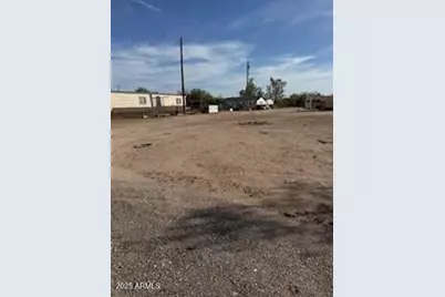 Xxxxx W Griffin Avenue #4,5,6, Wittmann, AZ 85361 - Photo 3