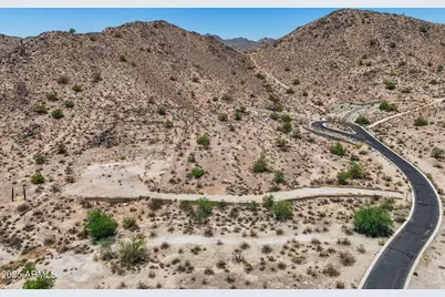 3284 N Highlands Drive, Buckeye, AZ 85396 - Photo 15