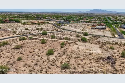3284 N Highlands Drive, Buckeye, AZ 85396 - Photo 9