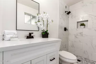 5243 W Vernon Avenue, Phoenix, AZ 85035 - Photo 15