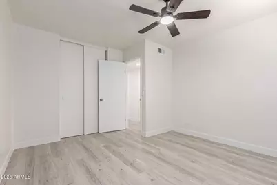 5243 W Vernon Avenue, Phoenix, AZ 85035 - Photo 21