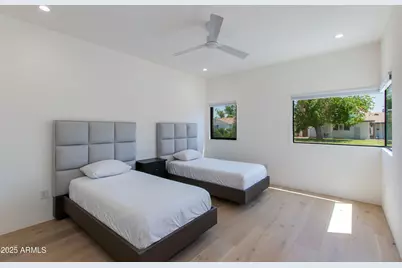 4002 E Avalon Drive, Phoenix, AZ 85018 - Photo 15