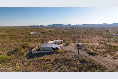 43513 N 261st Avenue, Morristown, AZ 85342 - Photo 11