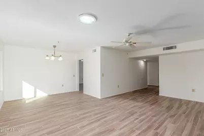 9805 W Gulf Hills Drive, Sun City, AZ 85351 - Photo 11