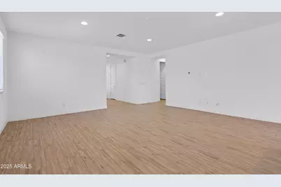 1541 W Carmen Street, Phoenix, AZ 85041 - Photo 9