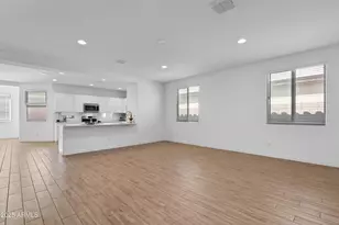 1541 W Carmen St, Phoenix, AZ 85041 - Photo 7