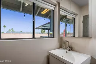 6802 E Oak St, Scottsdale, AZ 85257 - Photo 17