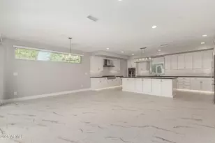 4525 N 40th St, Phoenix, AZ 85018 - Photo 9