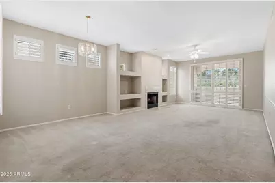 1747 E Northern Avenue #104, Phoenix, AZ 85020 - Photo 1